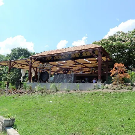 Sea Garden Апартаменты *