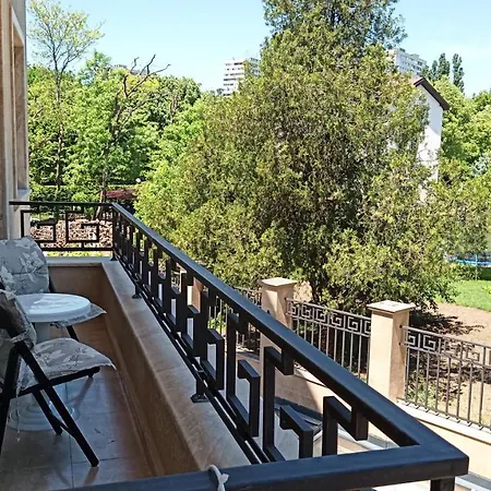 Апартаменты Sea Garden